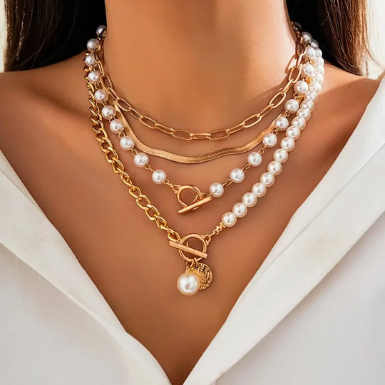 Conjunto Colar Pérola e Corrente Serpente